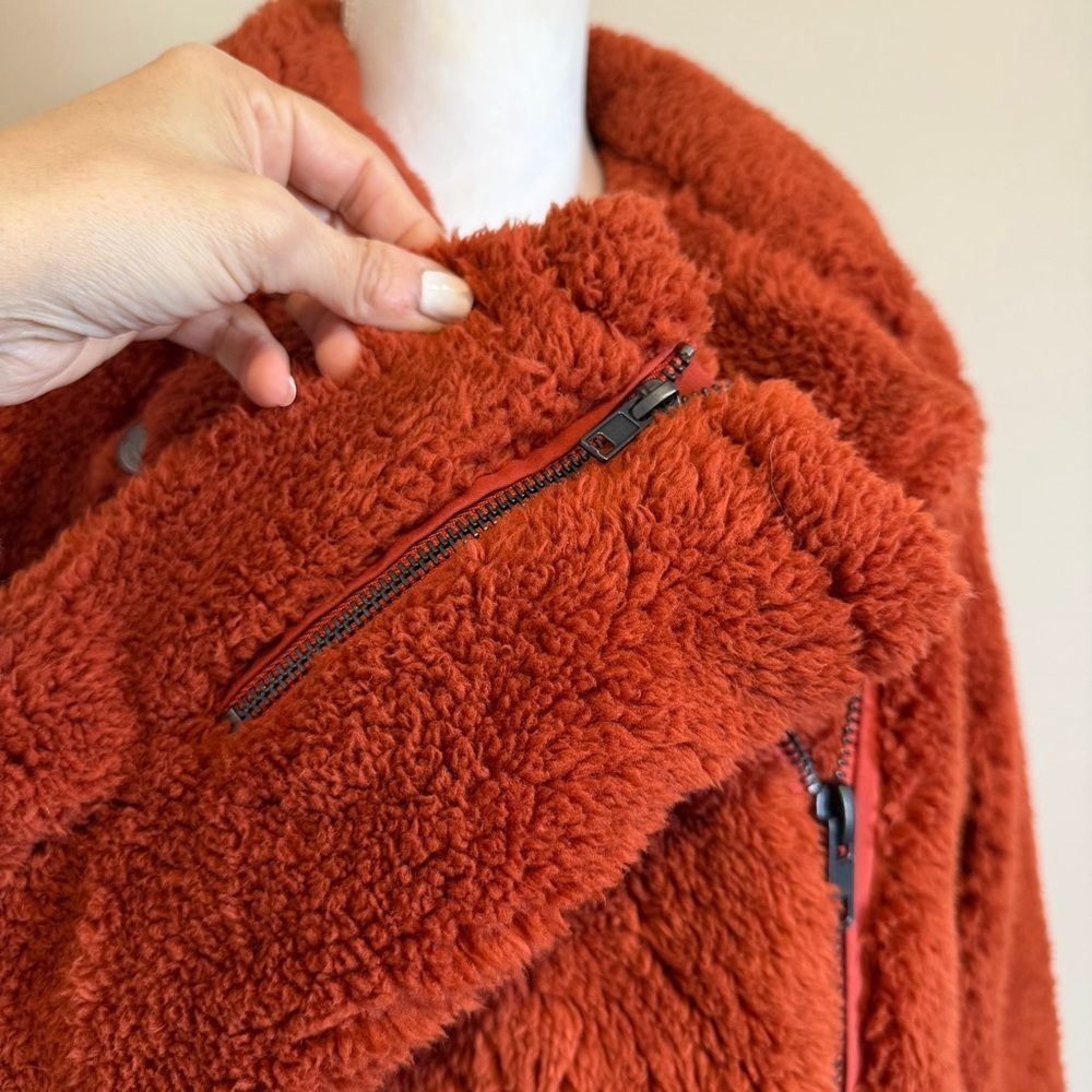 NWT Free People Women's Cozy Slouchy Sherpa Moto Jacket Size xs oversized - Picture 9 of 13